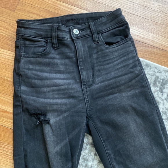 Black wash American Eagle jeans - Picture 2 of 7